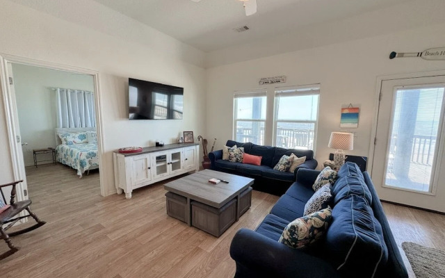 Sunburn Alley 4 Bedroom Home