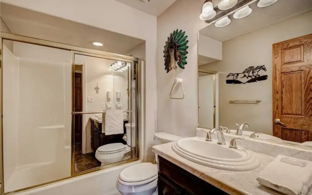 Southern Comfort - Three Bedroom Cabin