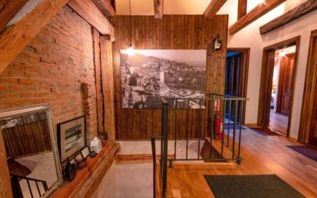Wood House Republicii