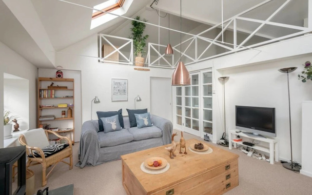 JOIVY Loft at the Brewery in Edinburgh Old Town