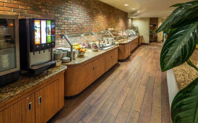 Holiday Inn Port of Miami - Downtown by IHG