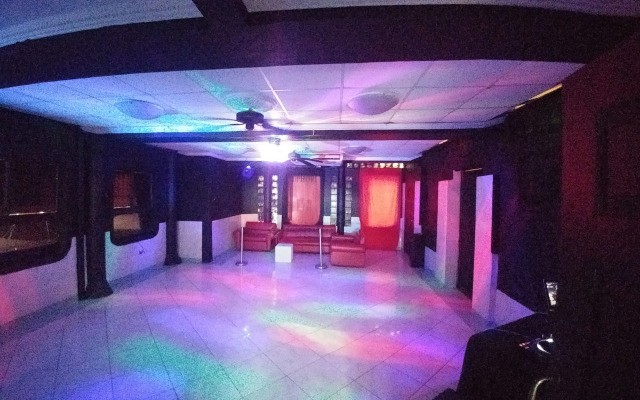 Alicia's Palace