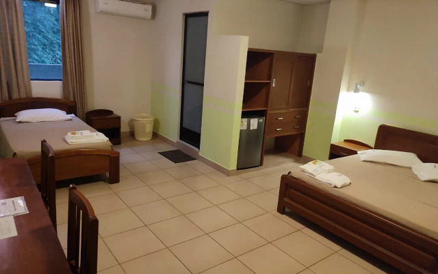 Jr Hotel