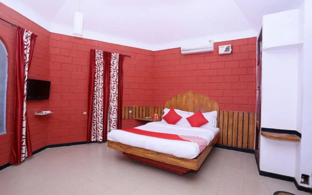 OYO 23594 T S Holiday Home Resort