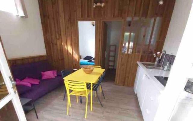 Appt 2 Chambres Calme,Clim, Plage Et Gare Proche Pkg