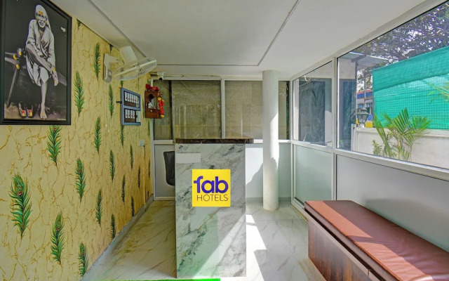 Fabhotel Shree Sai Inn