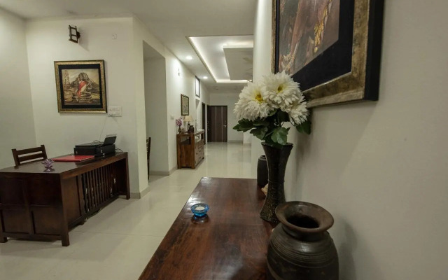 White Tulips Home Stay