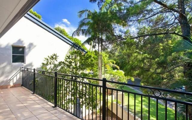 Little Cove Townhouse 2 Pandanus Street 14