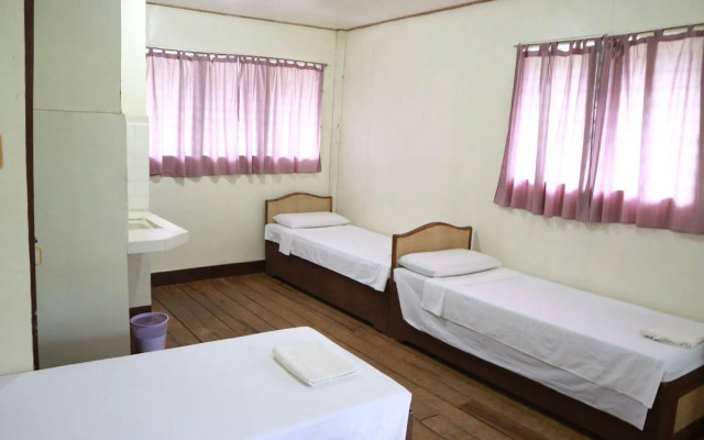 Cabua-an Beach Resort - Hostel