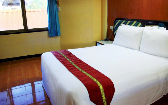 Seashore Pattaya Resort