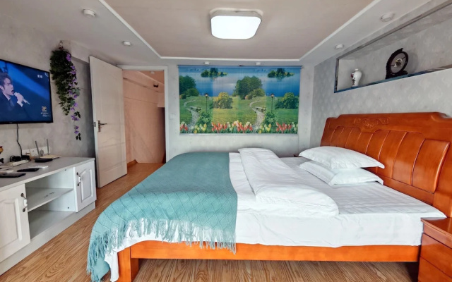 Railway Station Splendid Elegant Apartment – Guest Rooms – Suzhou