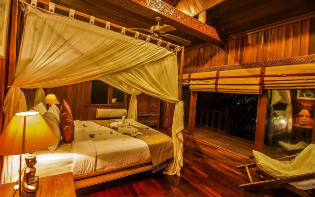Erawan Villa Hotel