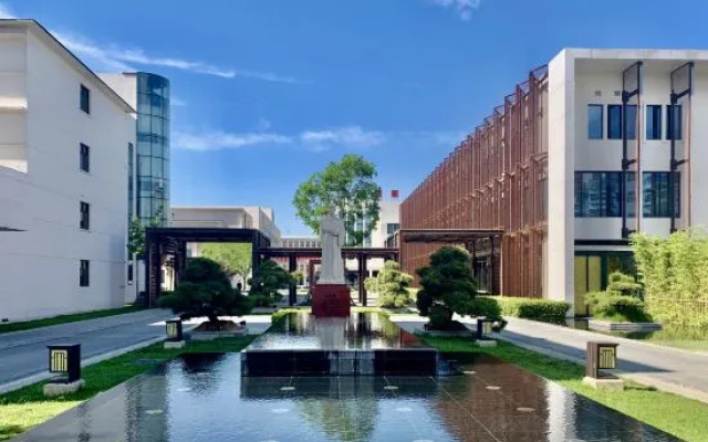 Dong'a Ajiao Culture Hotel