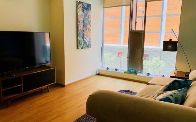 Boutique Apartment Downtown 1B