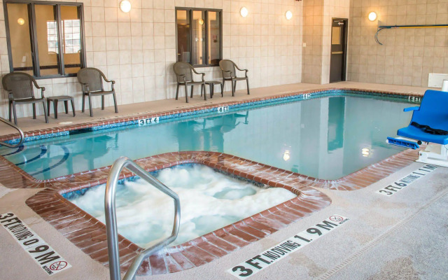 Sleep Inn & Suites at Six Flags