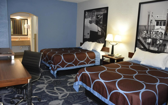 Super 8 by Wyndham Houston Hobby Airport South