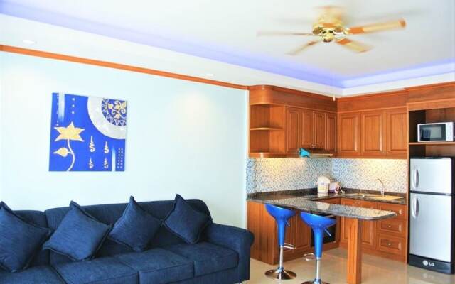 2 bed Condo Baan Suan Lalana