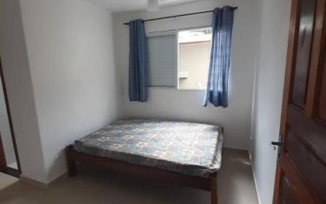 Casa a 80m da Praia das Toninhas