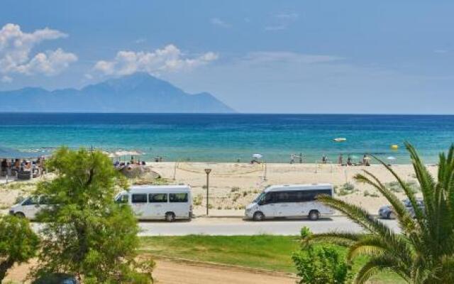 Hotel Sarti Beach