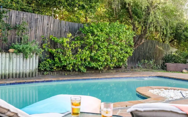 Charming Home With Mountain Views at Rivendell
