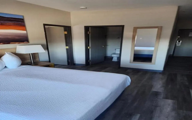 Days Inn & Suites By Wyndham Tucson/Marana