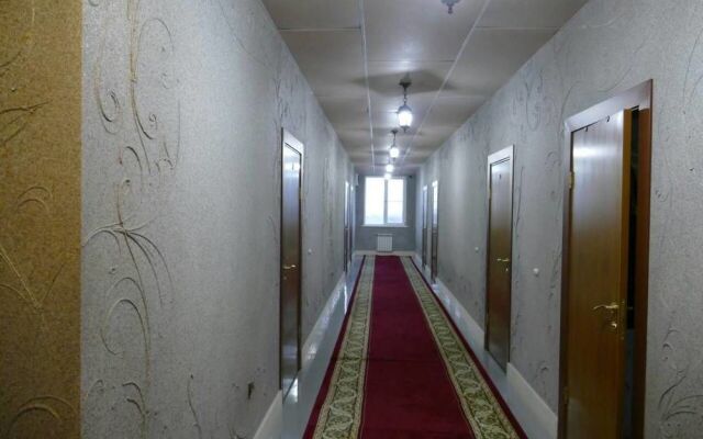 Mini Hotel California