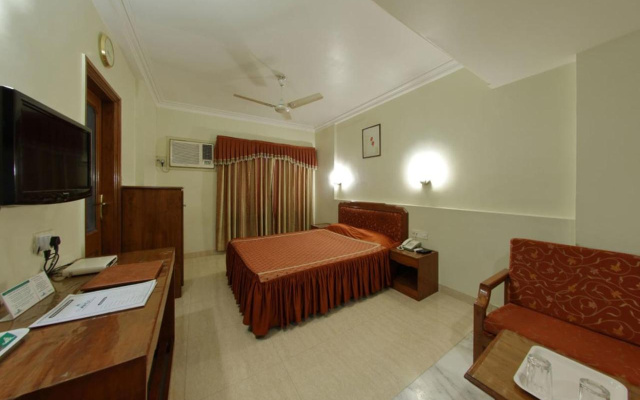 Hotel Apex Surat