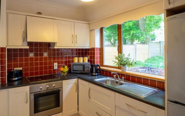 Cottage 380 - Clifden