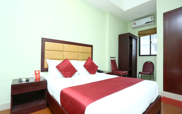 OYO 15190 Select Residency