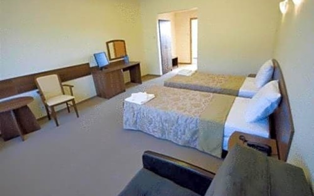 Hotel A4 MOP Zastawie