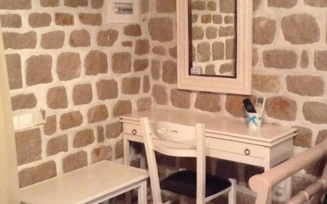 Myral Guesthouse