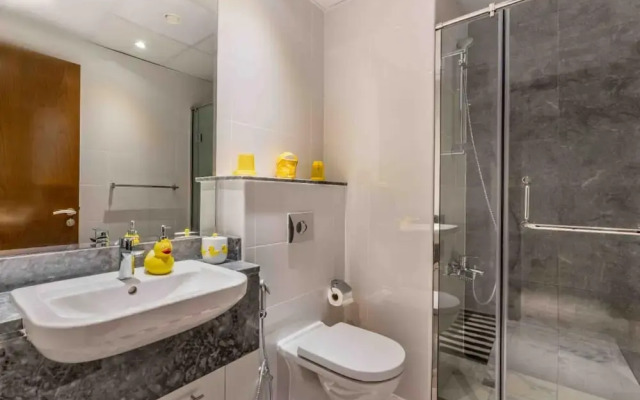 Lux 2B Apt Dubai Canal Water View