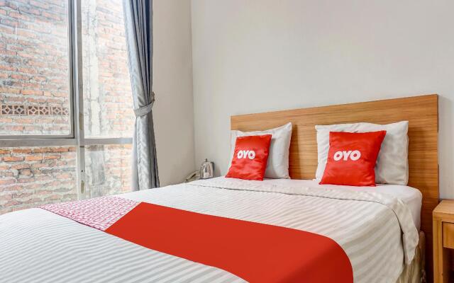 Super OYO Capital O 91140 Ayodya Kebon Jeruk