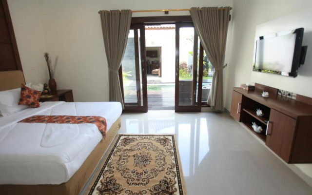 Villa Latanza Bali – Guest Rooms – Kuta