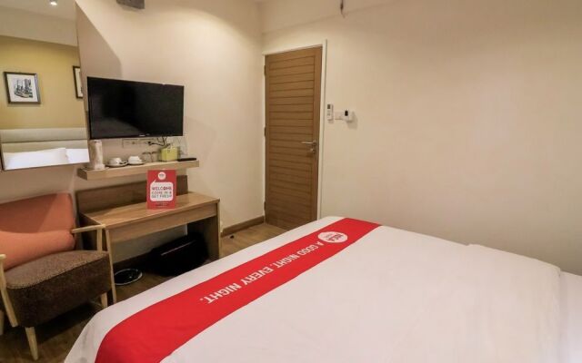 NIDA Rooms Wat Ket 46 Temple