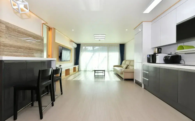 Sokcho Daemyung Heidi Pension