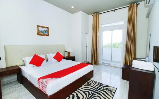 The Kings Bay Hotel by OYO Rooms