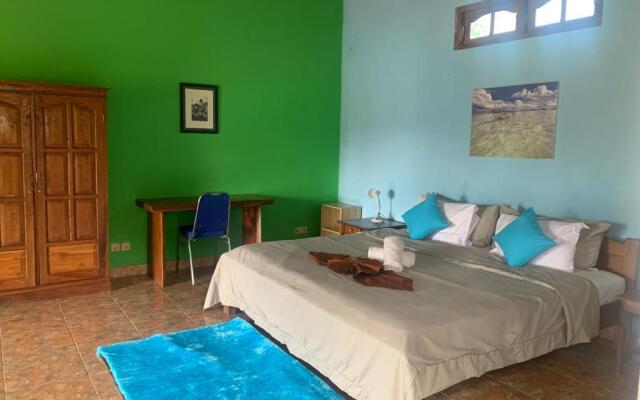 Lovina Vibes Hotel