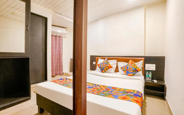 OYO 1166 Hotel Accore Inn