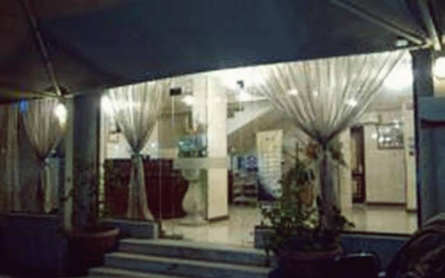 Oyo 152 Danat Hotel Apartment