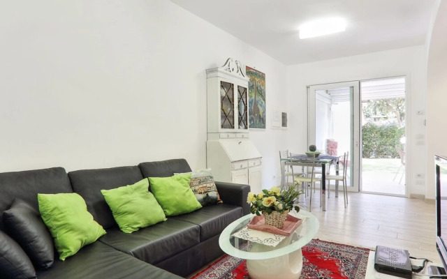 Red Stones Punta Ala