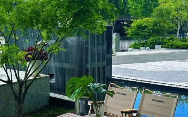 CNHOL International Hotel (Wuhan Jiefang Avenue Zongguan Metro Station Branch)