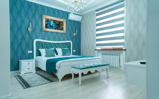 Soy Oasis Apartments