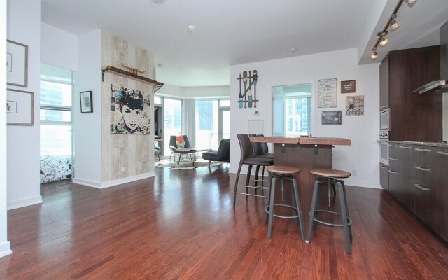 Applewood Suites - Financial District