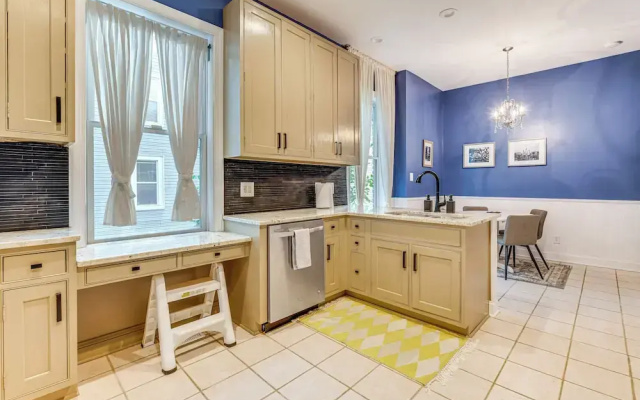 Renovated Richmond Townhome in Church Hill!
