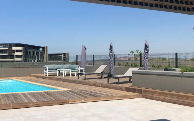 Coral Point Studio 107