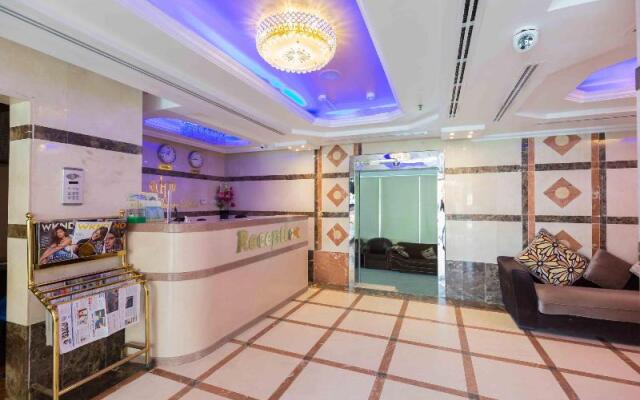 Dream Palace Hotel