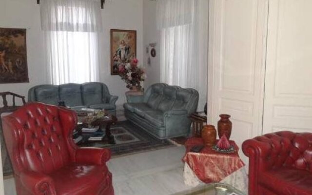 Creta Elena