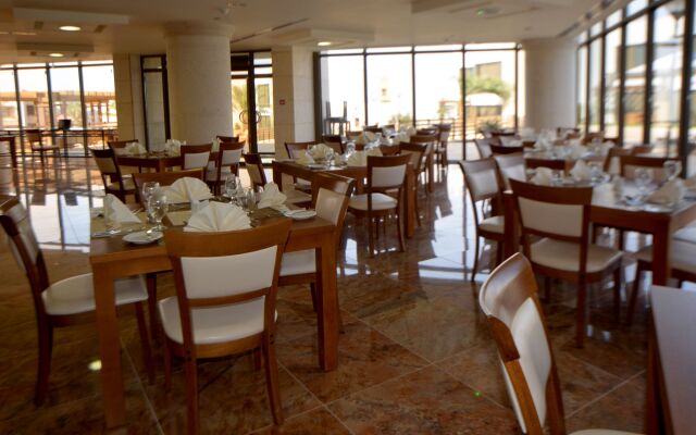 Public Security Hotel & Chalets
