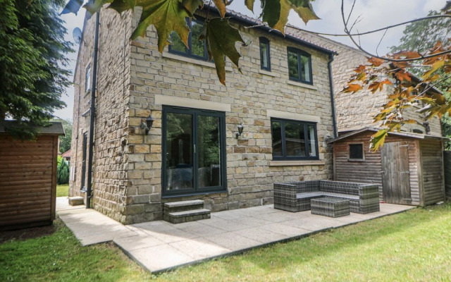 Millhouses Hideaway